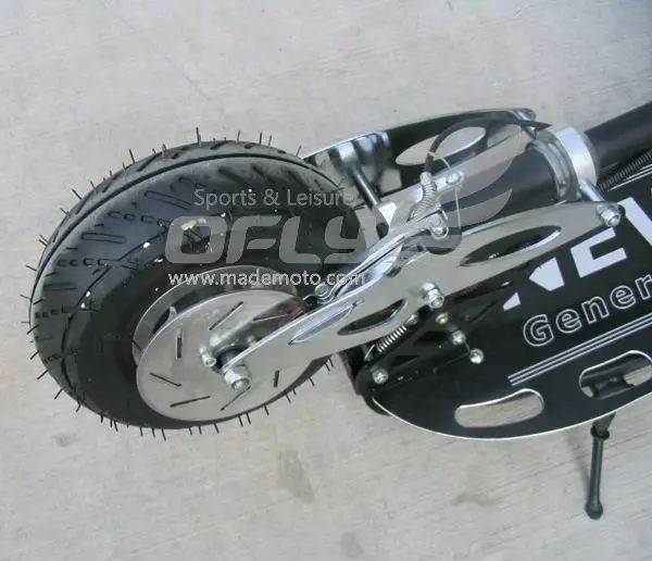 Attractive Price Gas Scooter GS4902-rear wheel.jpg