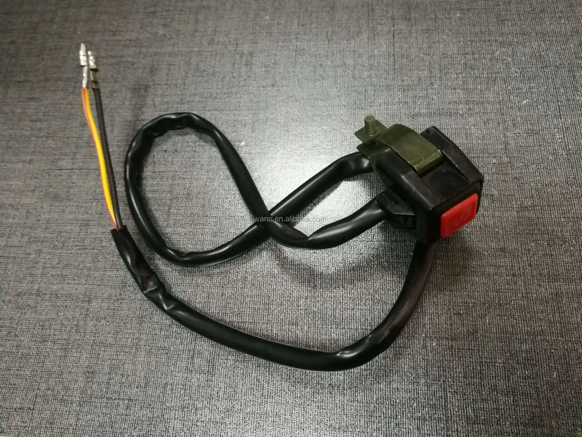 Motorcycle kill switch with clamp