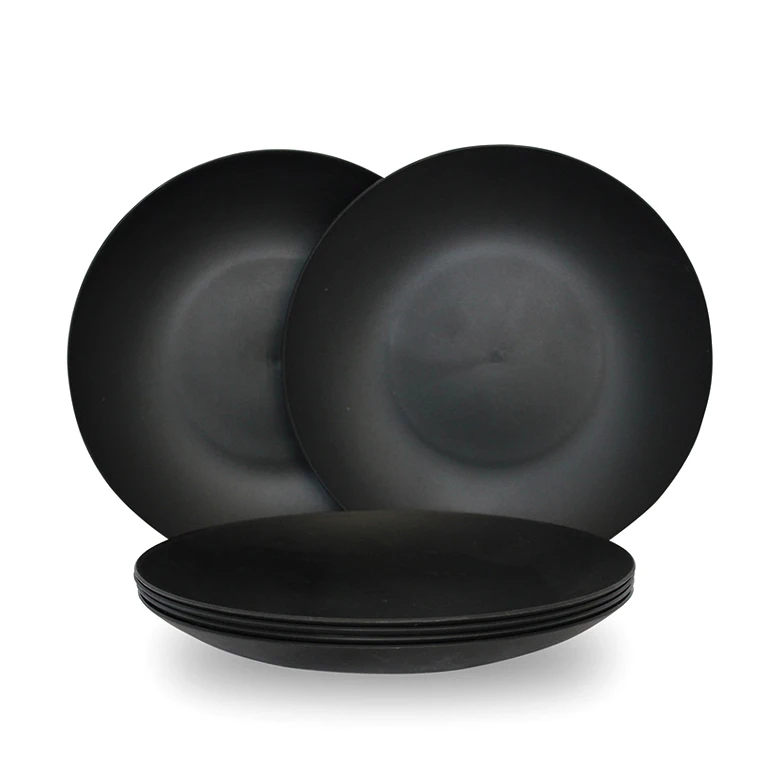 Тарелка матовая. Тарелка черная Ware меламин f159. Пластиковые тарелки. Матовые тарелки. Тарелка черная пластиковая.