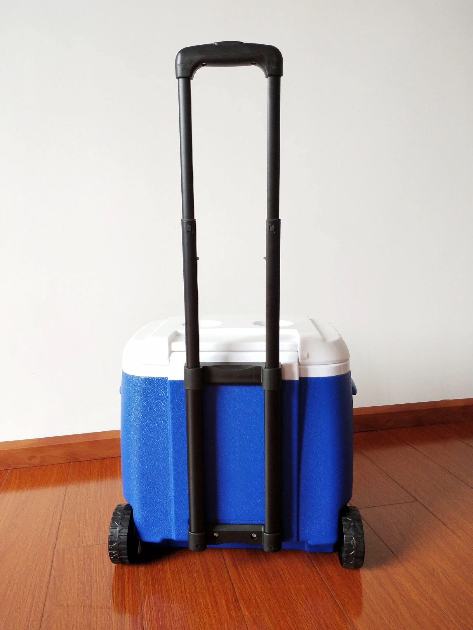 38l 28l Cooler Box With Wheels For Outdoor Picnic Wheeled Cooler Box