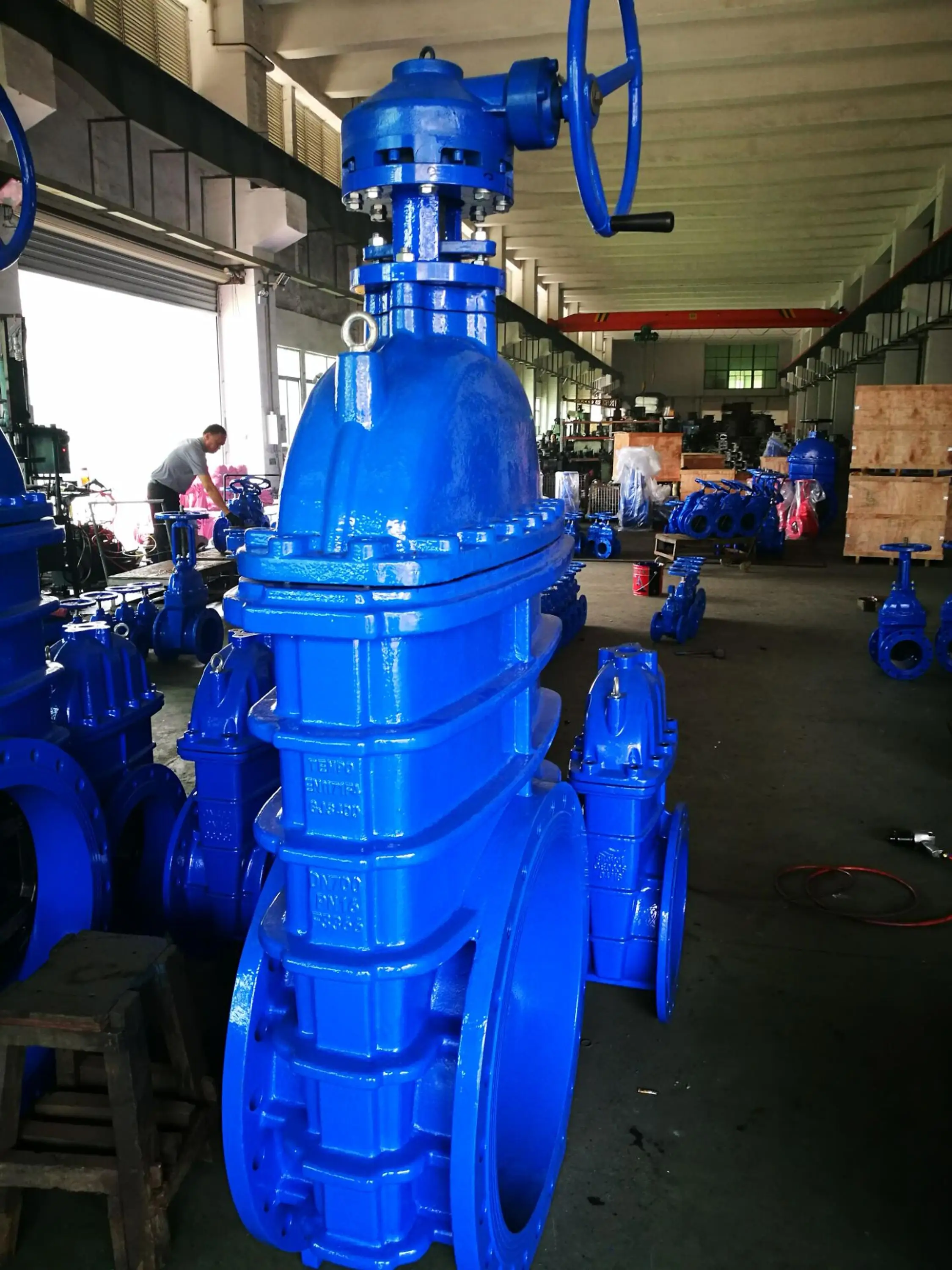 Large Diameter Resilient Seat Wedge Gate Valve Dn700(28 Inch) - Buy ...