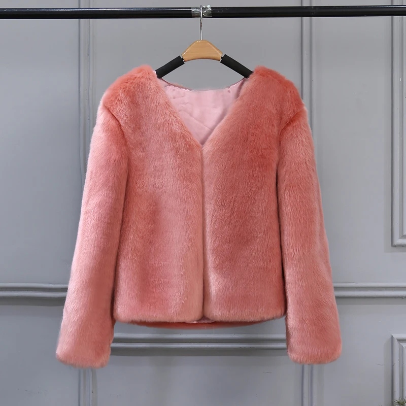 2018 Must Have Pink Faux Fur Coats Long Sleeve Thicken Winter Jackets Coats Women Fashion Streetwear Cardigan Outerwear