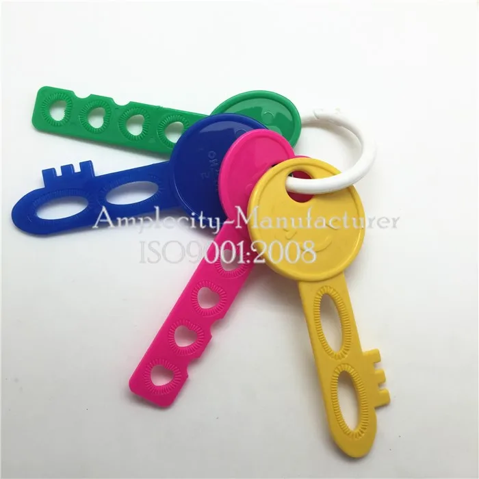 2016 Hot Sale High Quality Promotional Baby Toy Plastic Keys (madd Of
