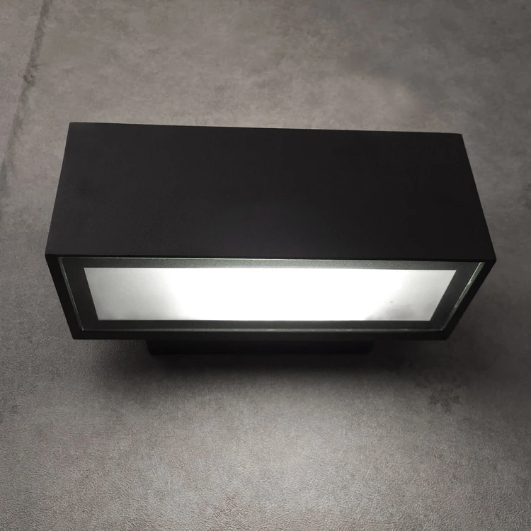 Modern Outdoor Die Cast Aluminium IP65 waterproof Square boundary Up and down Led Wall Light