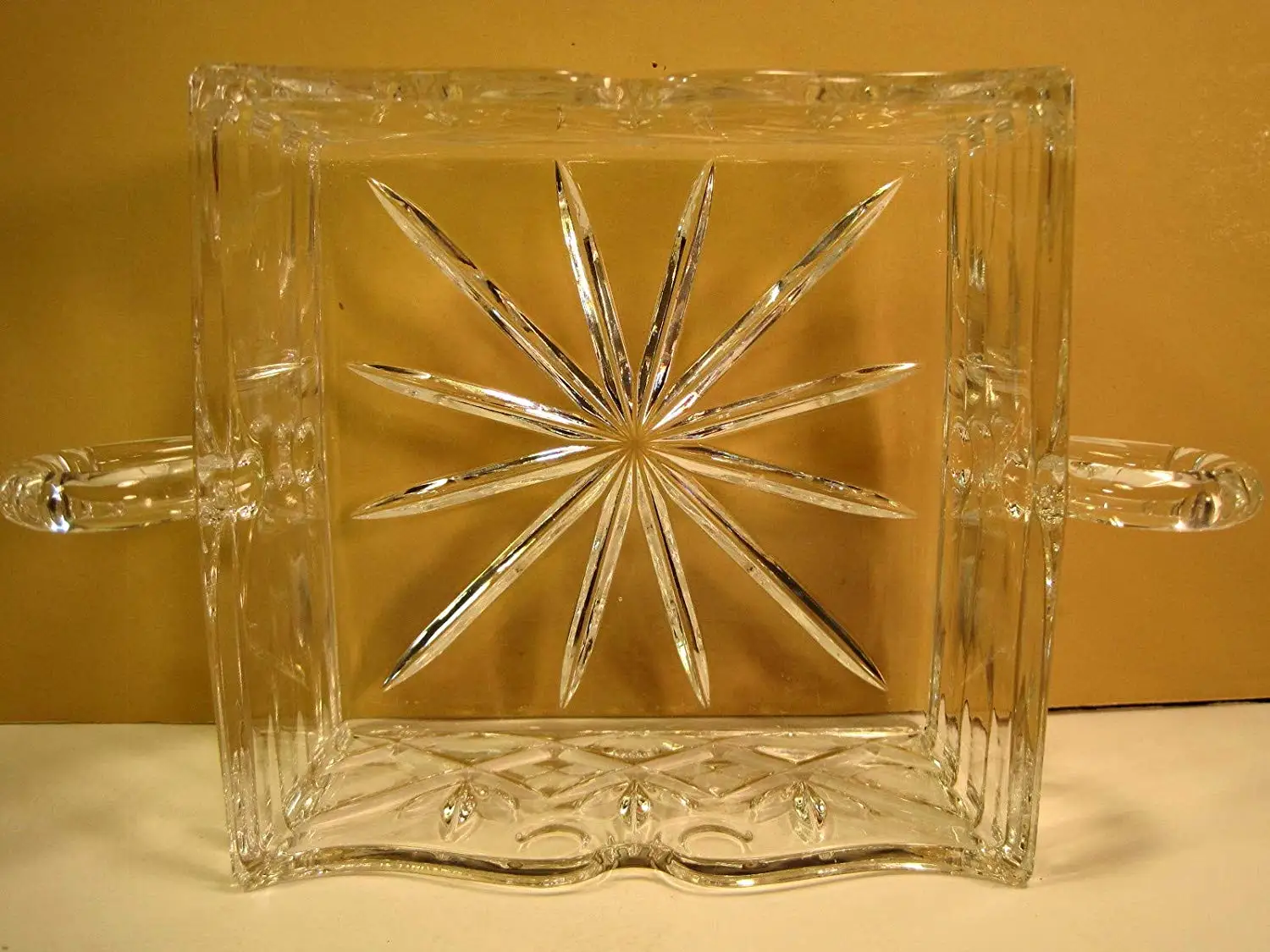 Clear Glass Crystal Tissue//Napkin Holder