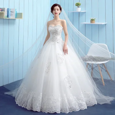 China Manufacturer Wholesale Strapless White Lace Wedding Dress