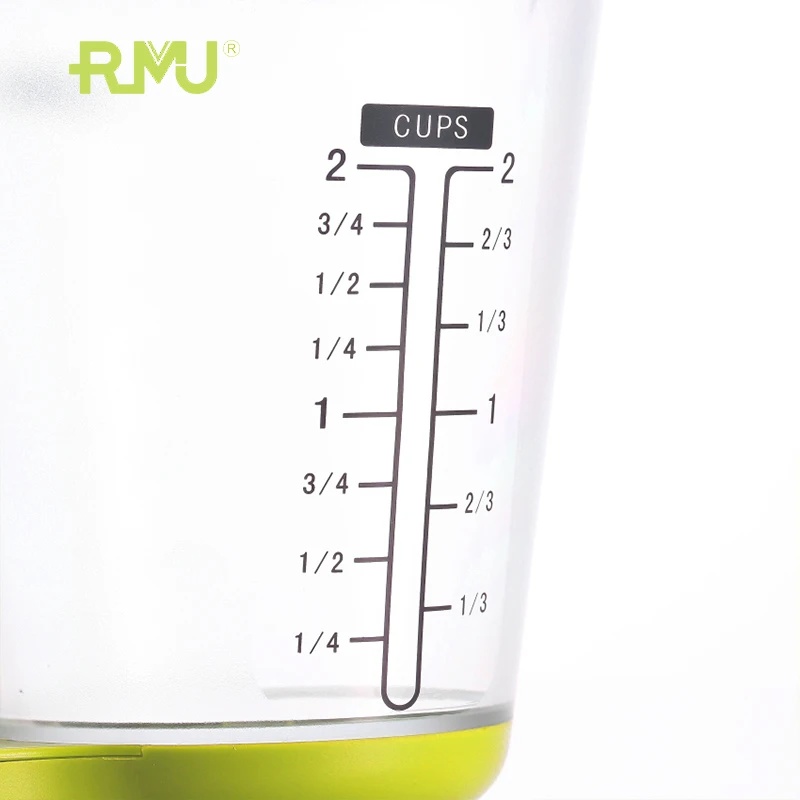 Supercool® M782 - 8 oz. Transulent Plastic Oil Graduated Measuring Cup