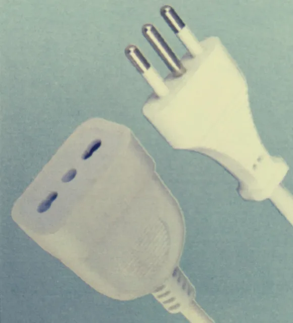 Chile To Usa Adaptor Plug/3 Pin Adaptor Plug Buy Chile Plug,Chile