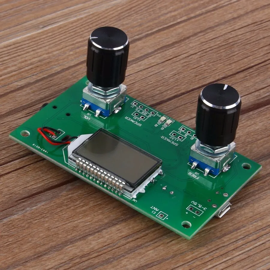  FCC委員長、iPhoneに内蔵されたFMラジオ受信機のアクティベーションを推奨