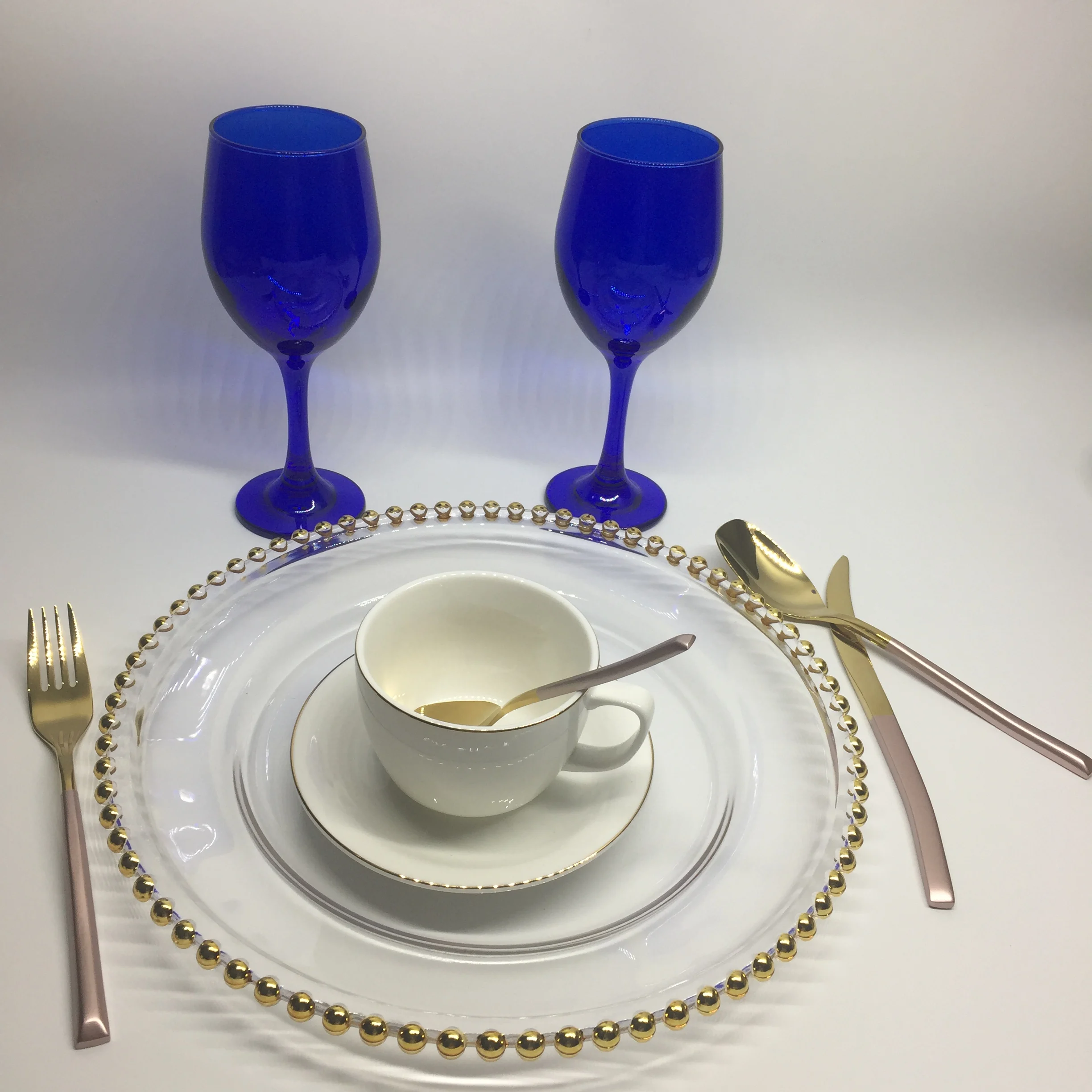 Guangzhou supplier wedding flatware cutlery set gold