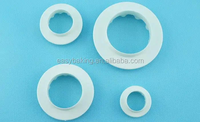 Set of 4 Round Shape PP Plastic Cookie Cutters Sets FP-109