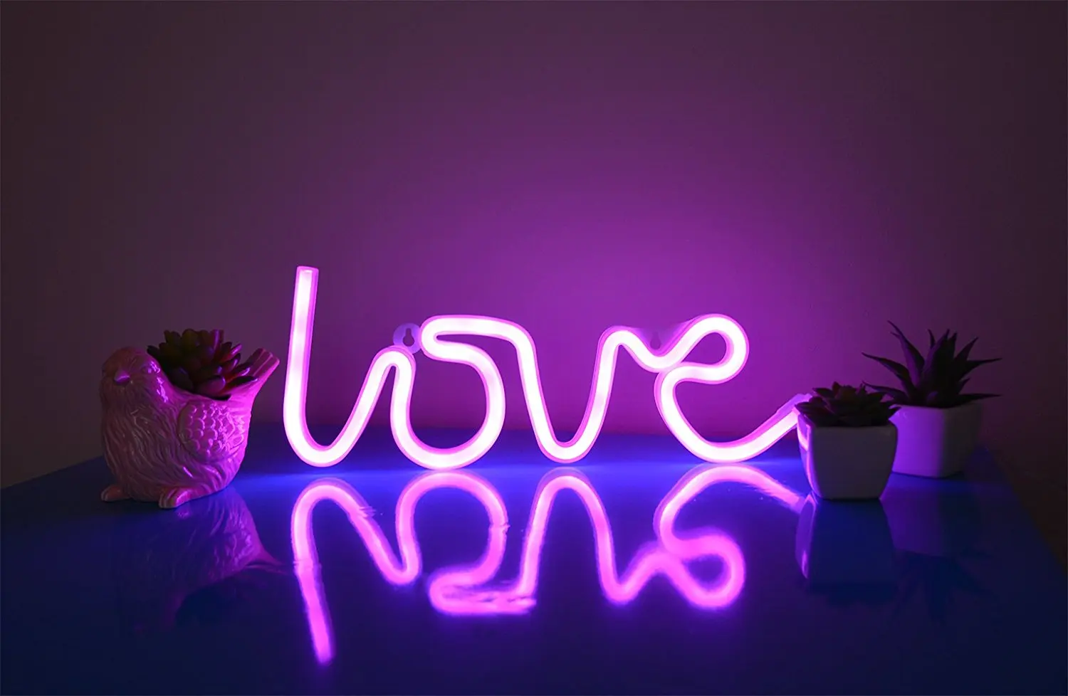Неоновые слова. Неоновые надписи. Неоновая надпись любовь. Неон надпись. Led светильник "Love".