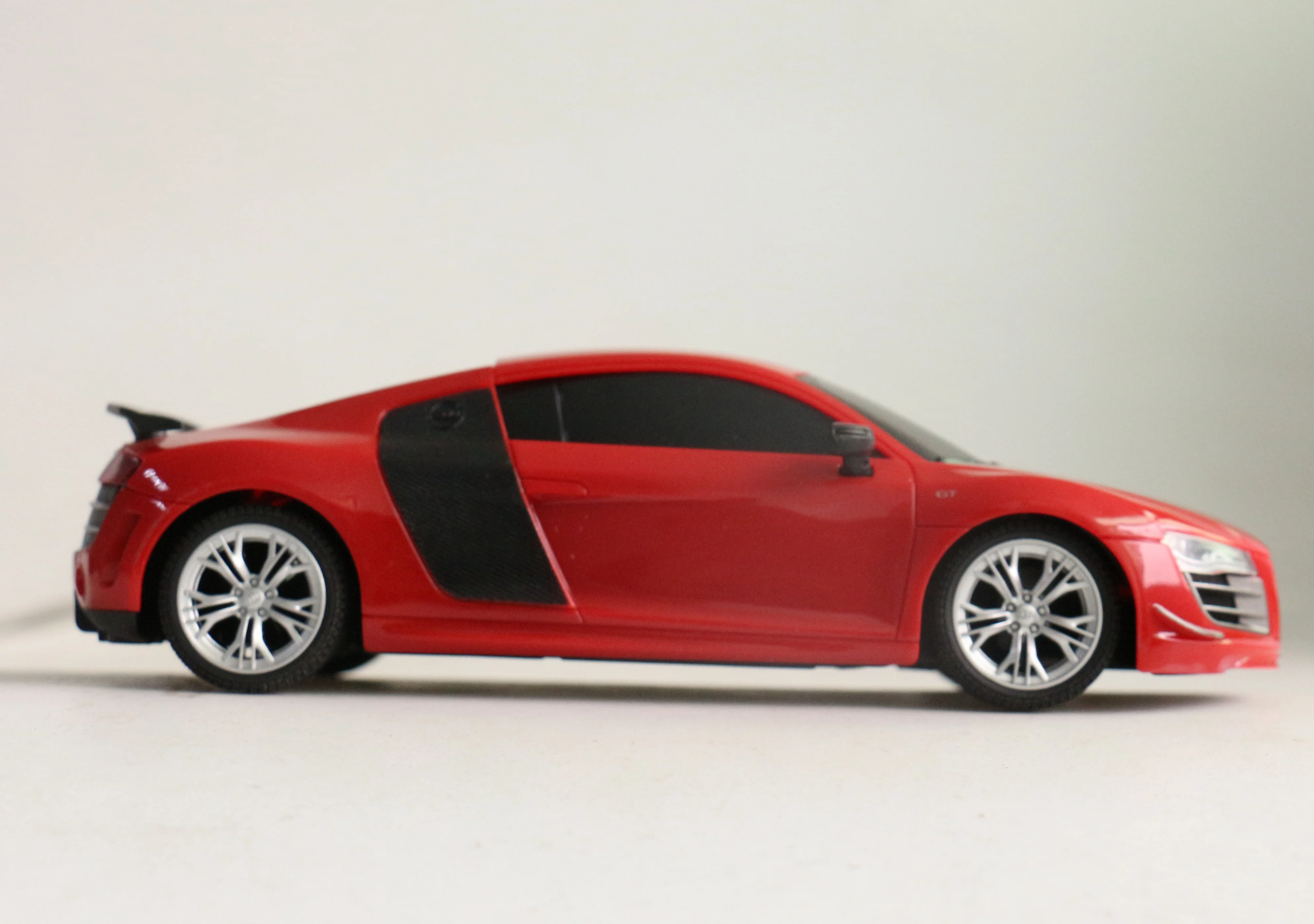 1 24 Scale Remote Control Car Toy Audi R8 Toys Car With En71 View 1 24 Scale Audi Rc Cars Rw Product Details From Shantou Jianfengyuan Toys Co Ltd On Alibaba Com