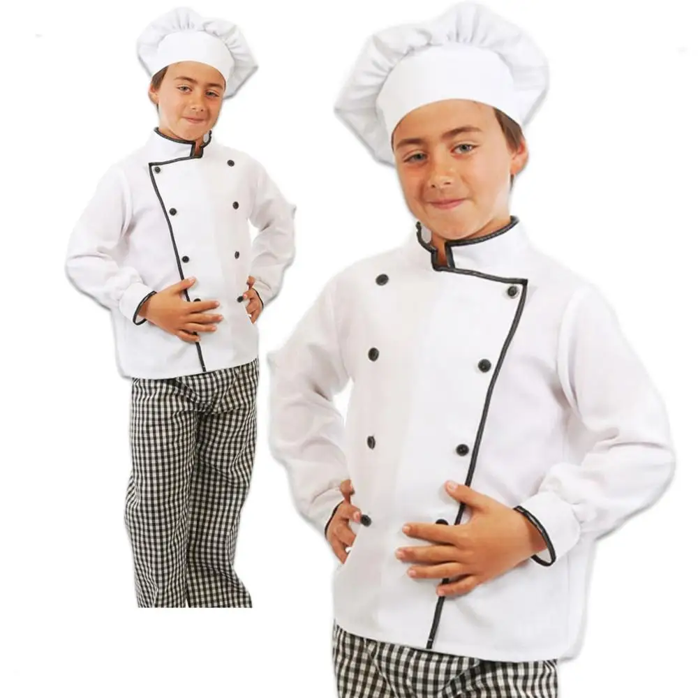 Мальчик в форме повара