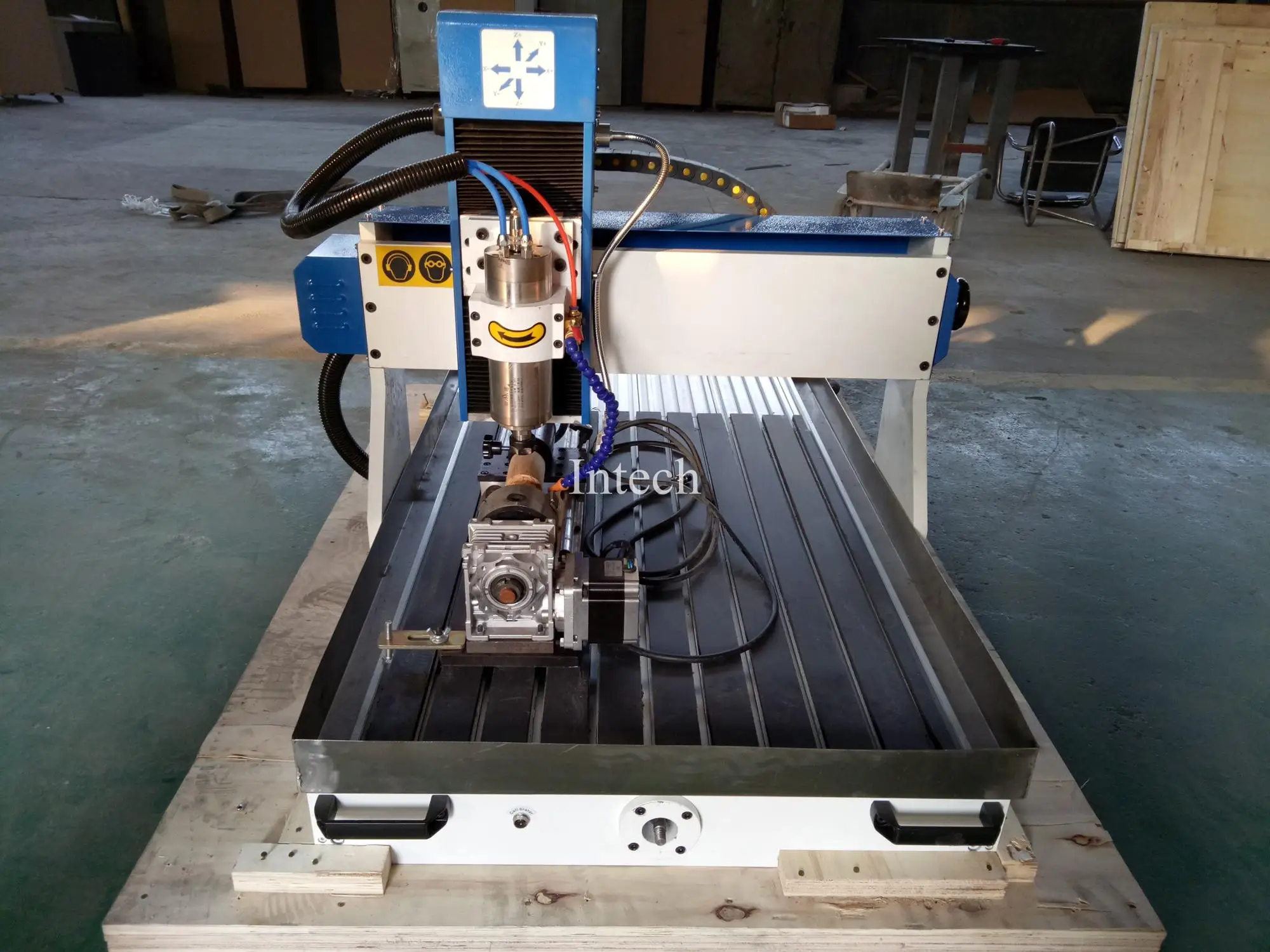 Cost Effective 1.5kw Chinese Top Water Cooling Spindle 6090 High Precision Mini Cnc 4 Axis Engraving Machine With Price