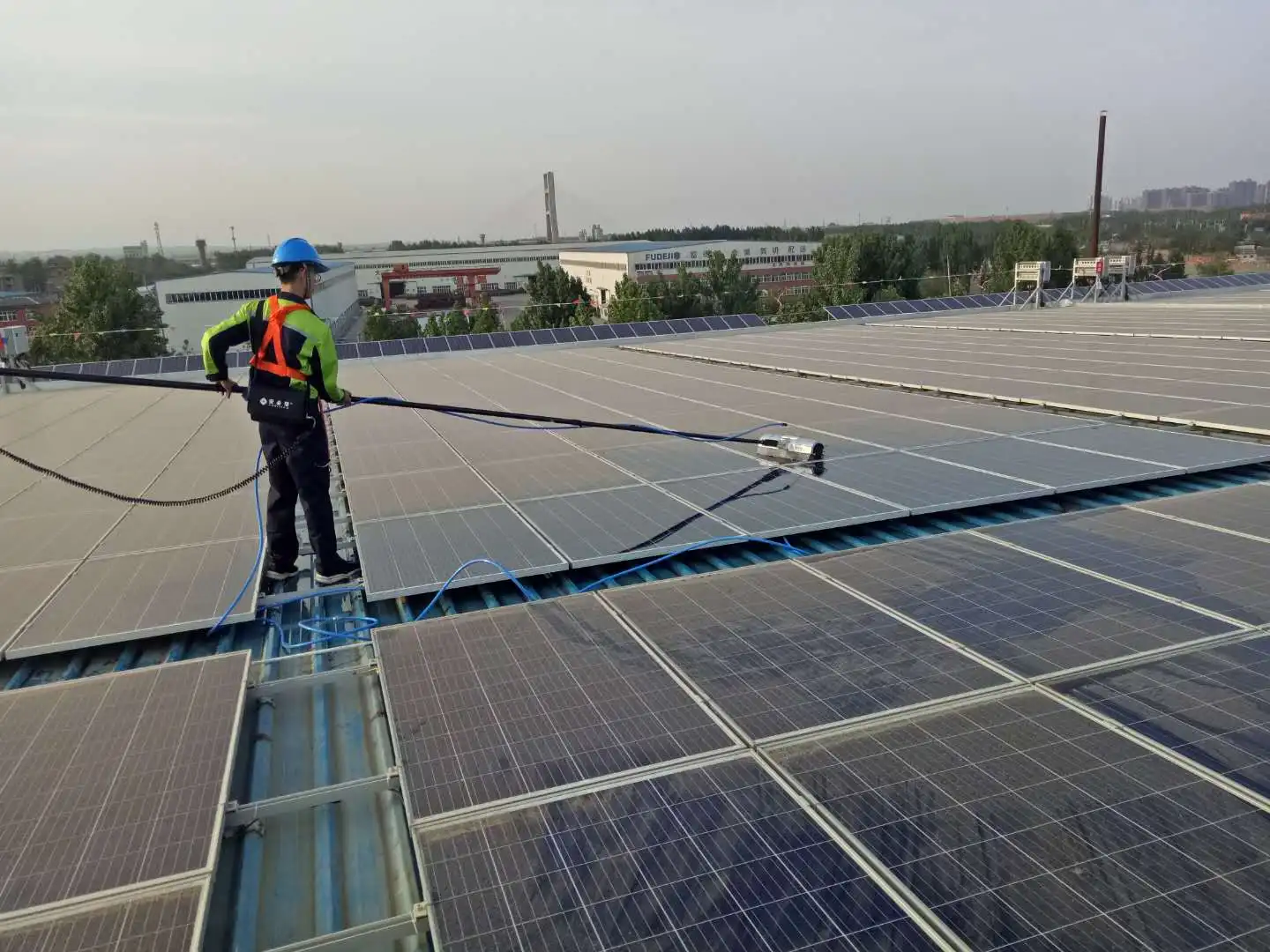 solar panel scrubber