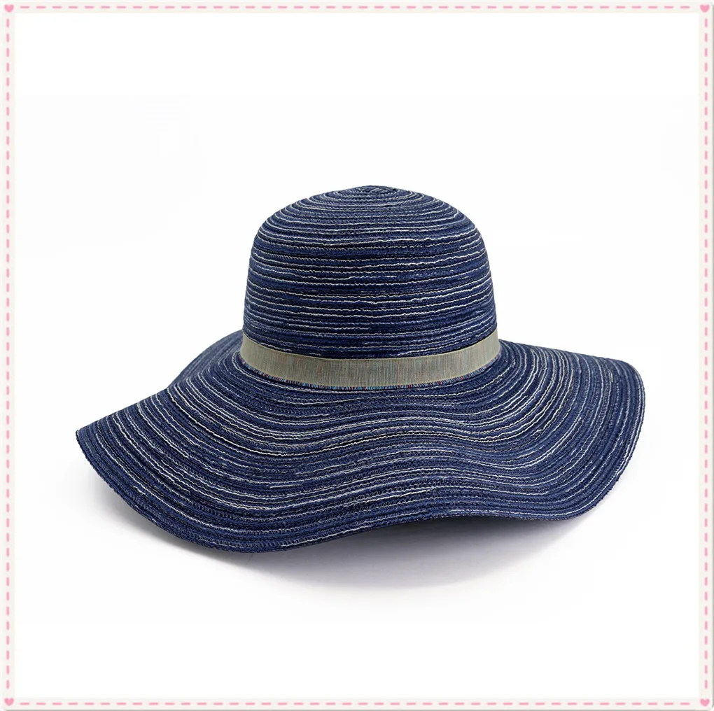 women straw hat-2.JPG