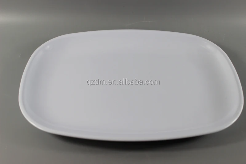 Plastic oval tray Mealmine white tray
