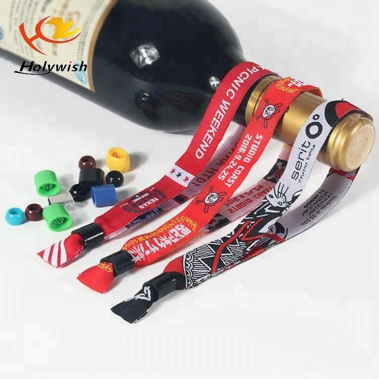 200 WRISTBAND (5).jpg