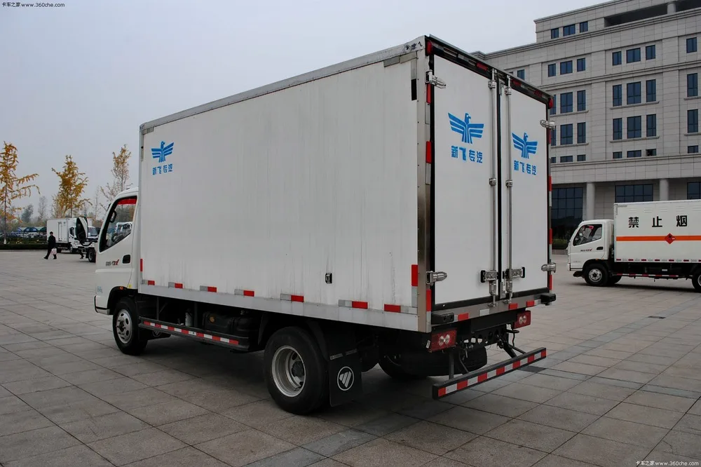 Foton Mini Refrigerated Van Foton 4*2 Food Transport Truck Foton 35ton Refrigerated Van For