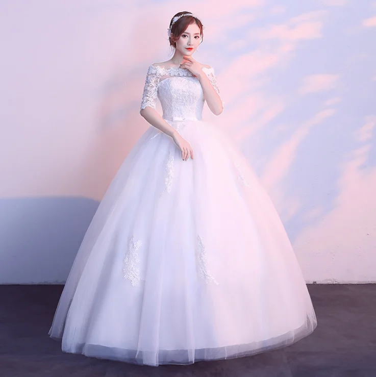 ZH2359G Modest Bateau Lace Appliques Princess Ball Gown Wedding Dresses Half Long Sleeves Bridal Gown