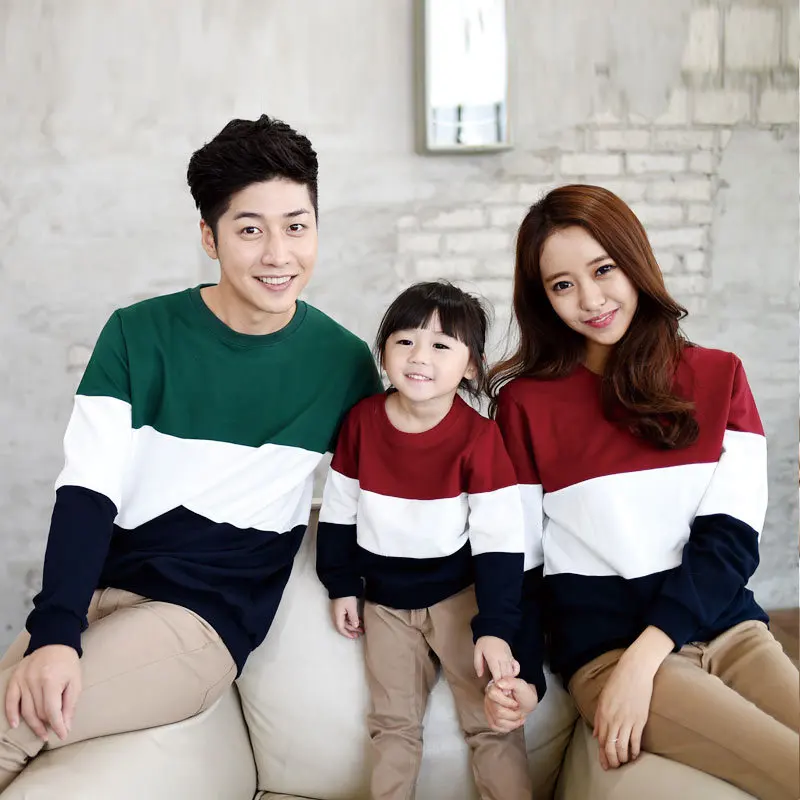2016 New Korean children spring long sleeve t shirts family of three Dad Mom Kids fashions