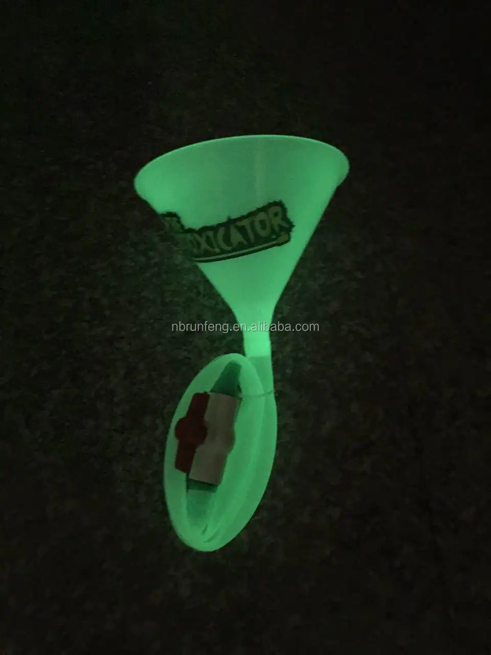 New Style Single Custom Beer Bong Funnel With Valve For College Parties