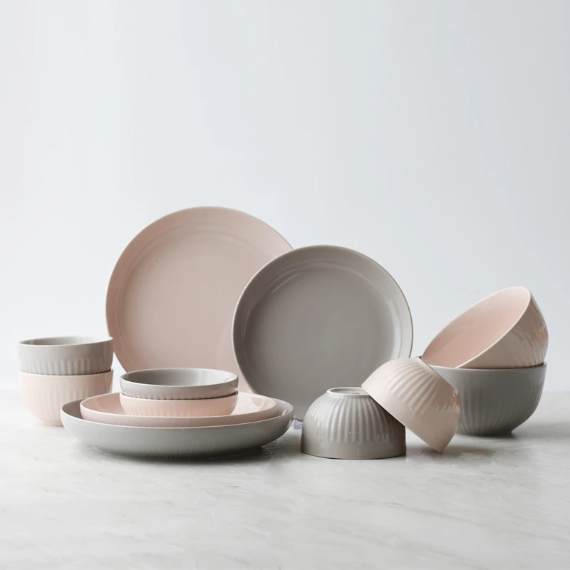 pink and grey dinner set