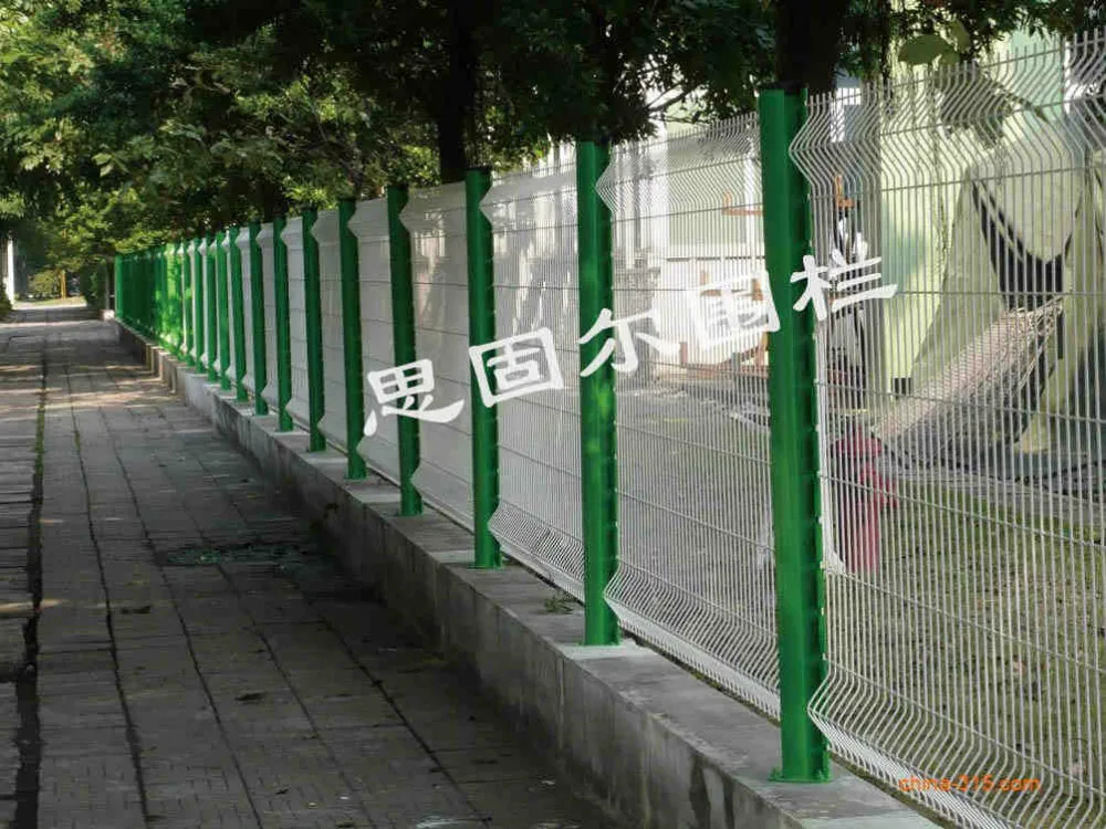 Single Swing Welded Wire Mesh Driveway Gate For Garden Powder Coated