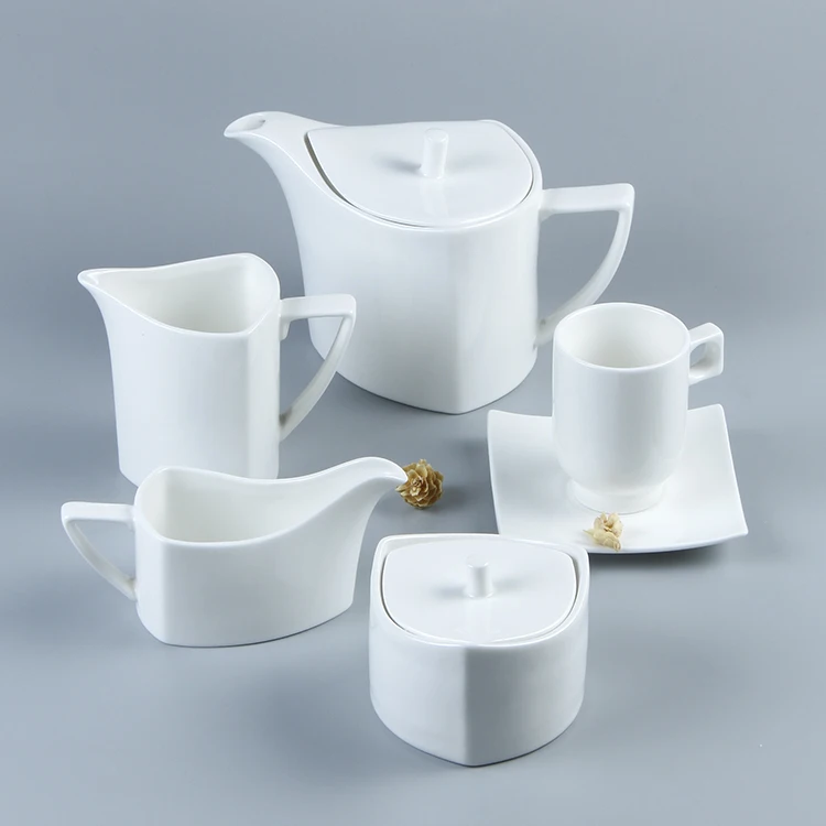 White Porcelain Ceramic Restaurant Used Italian Dinnerware 8 Piece