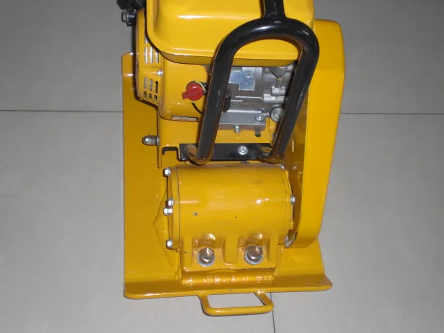 Easily Operate Vibratory Gasoline Reversible Plate Compactor