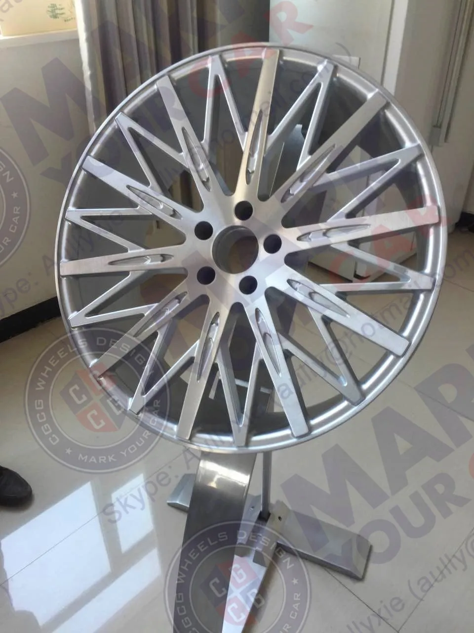 Hot Selling Aluminum Wheel Rims Display Stands Rack Hot Selling Aluminum Wheel Rims Display Stands Rack