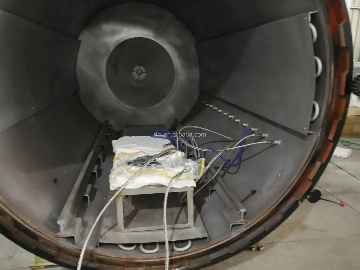 High Quality Carbon Fiber Composite Autoclave For SaleAutomatic Control High Pressure Glass Fiber Autoclave