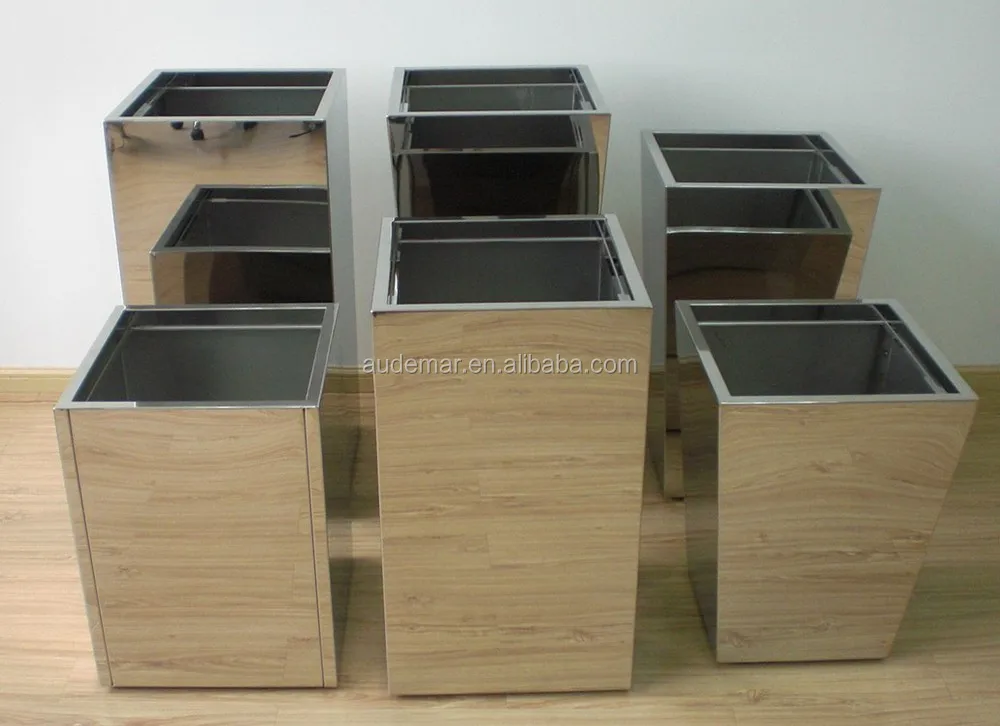 Factory Customized Planters Large Outdoor Decorative Tall Outdoor