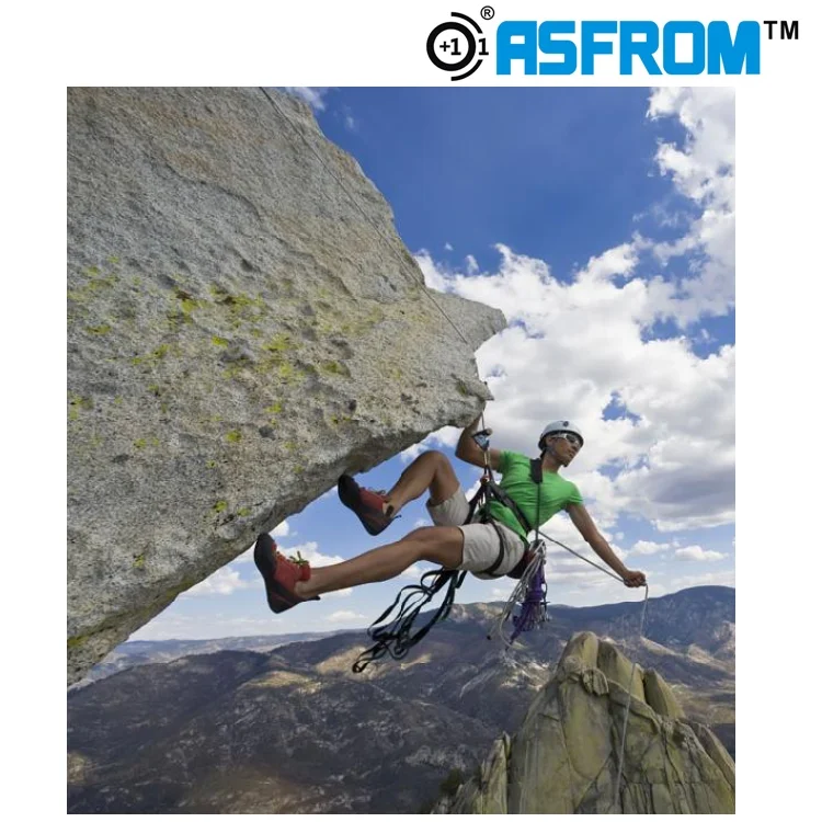 stiff climbing shoes