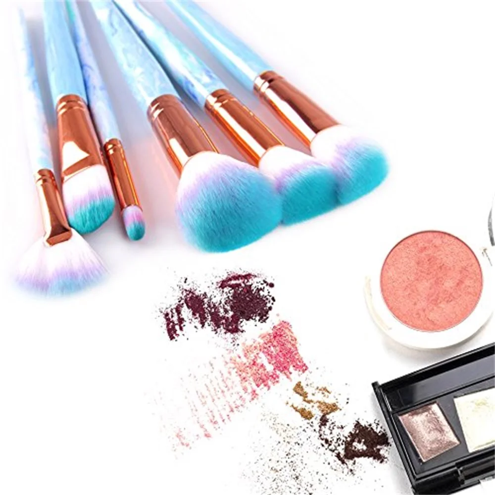 Makeup brush (3).jpg