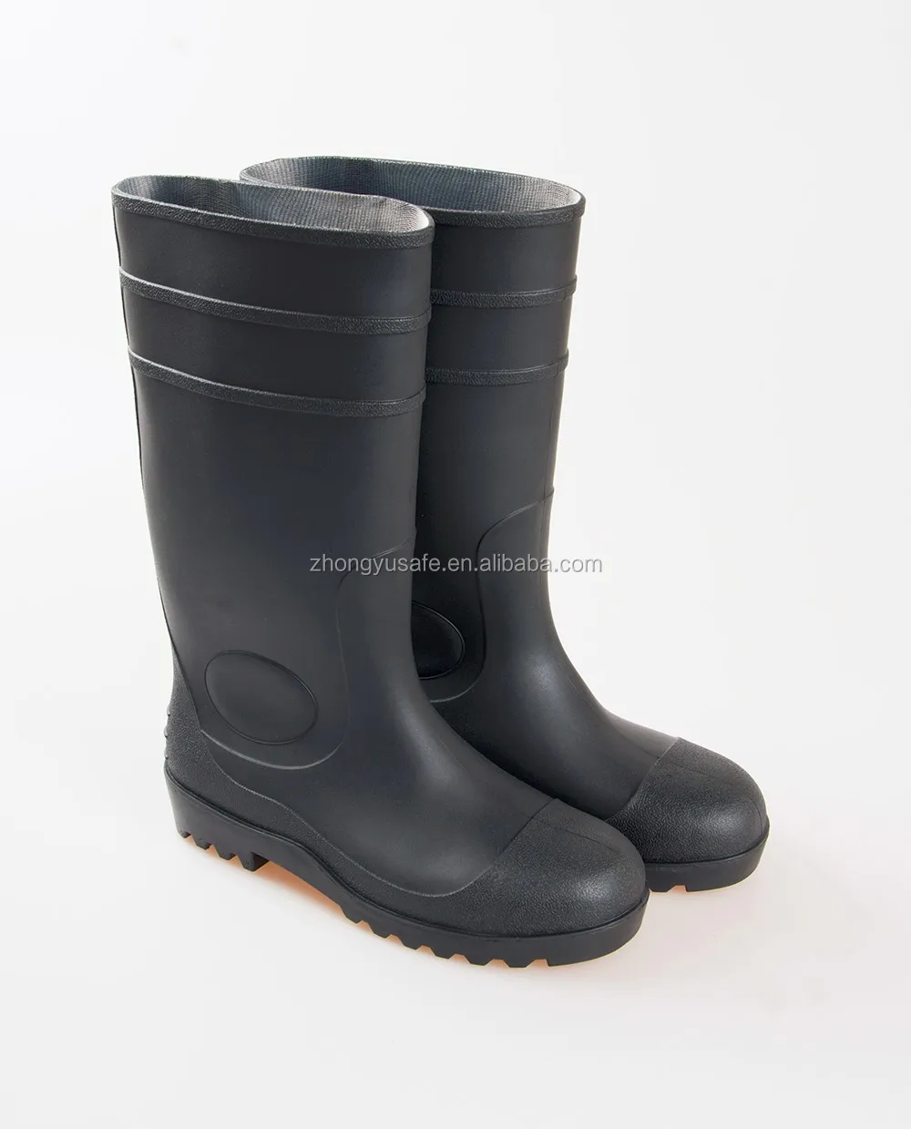 boots with plastic toe