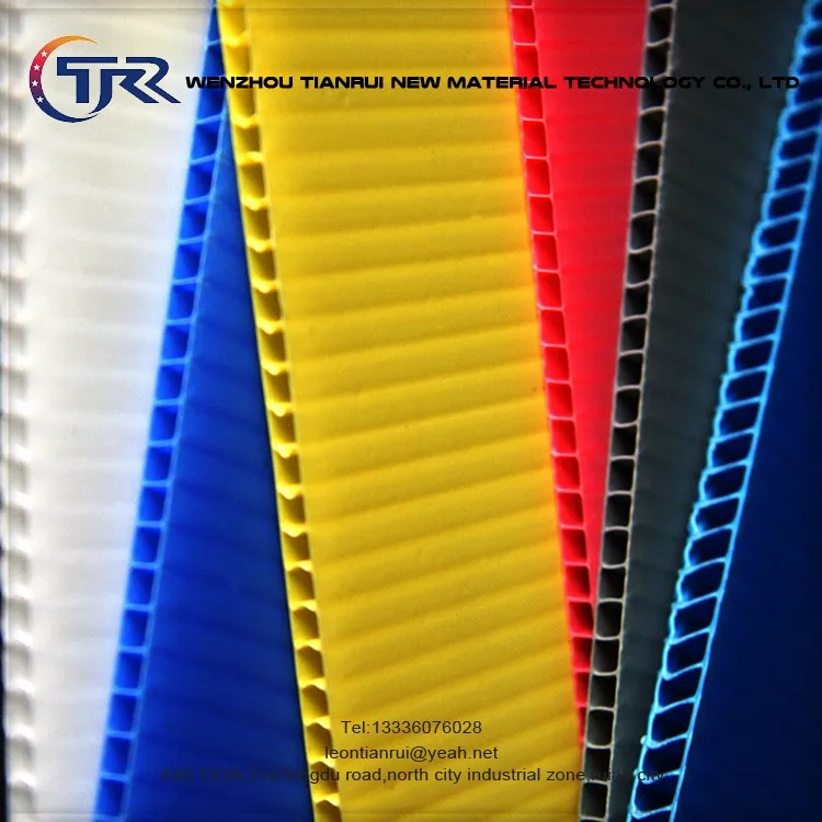 Пластик 8. Полипропилен Rochling 8мм гофрированный. Ребристая поверхность пластиковая. Пластиковый лист 4мм гофрированный. Ребристый материал это как.