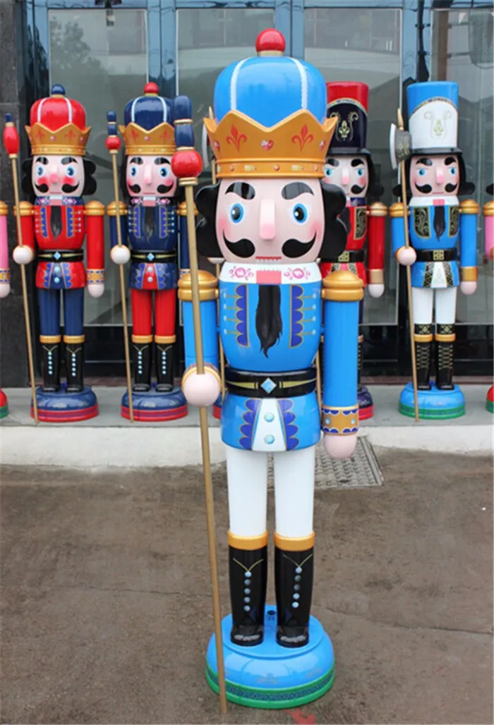 Wooden 6ft Life Size Nutcracker - Buy Nutcracker,Life Size Nutcracker ...