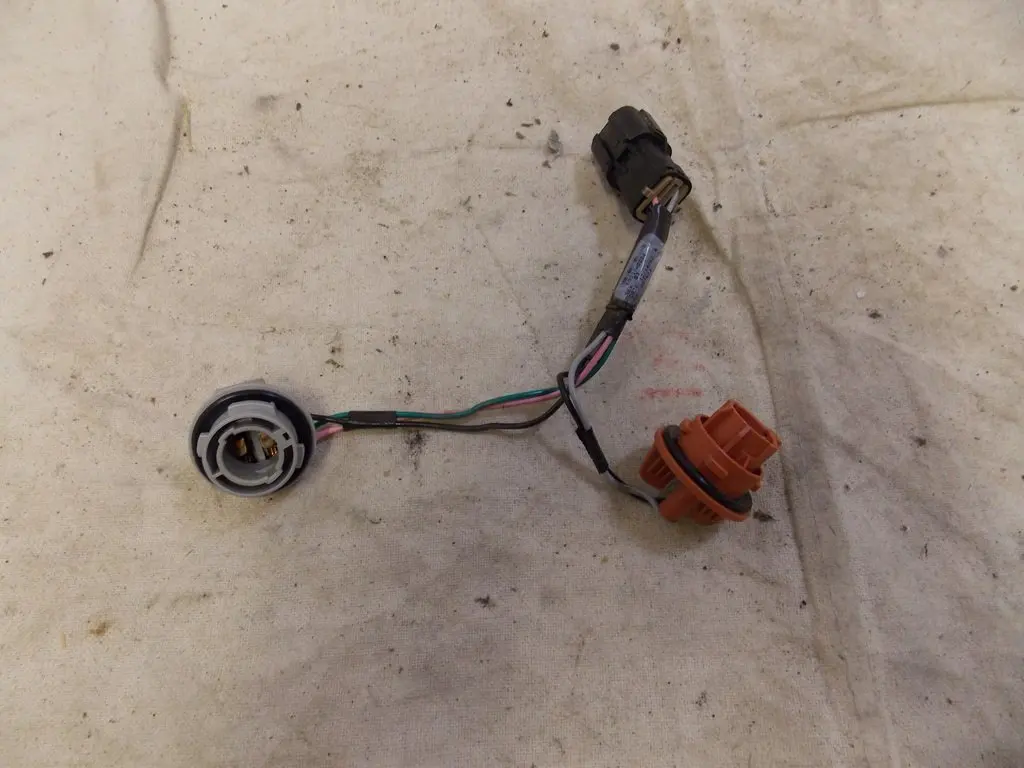 kia tail light wiring wiring library Kia Sedona Tail Light 11 13 kia sorento right tail light harness oem 4536