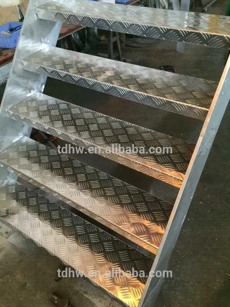 exterior-aluminum-stairs2