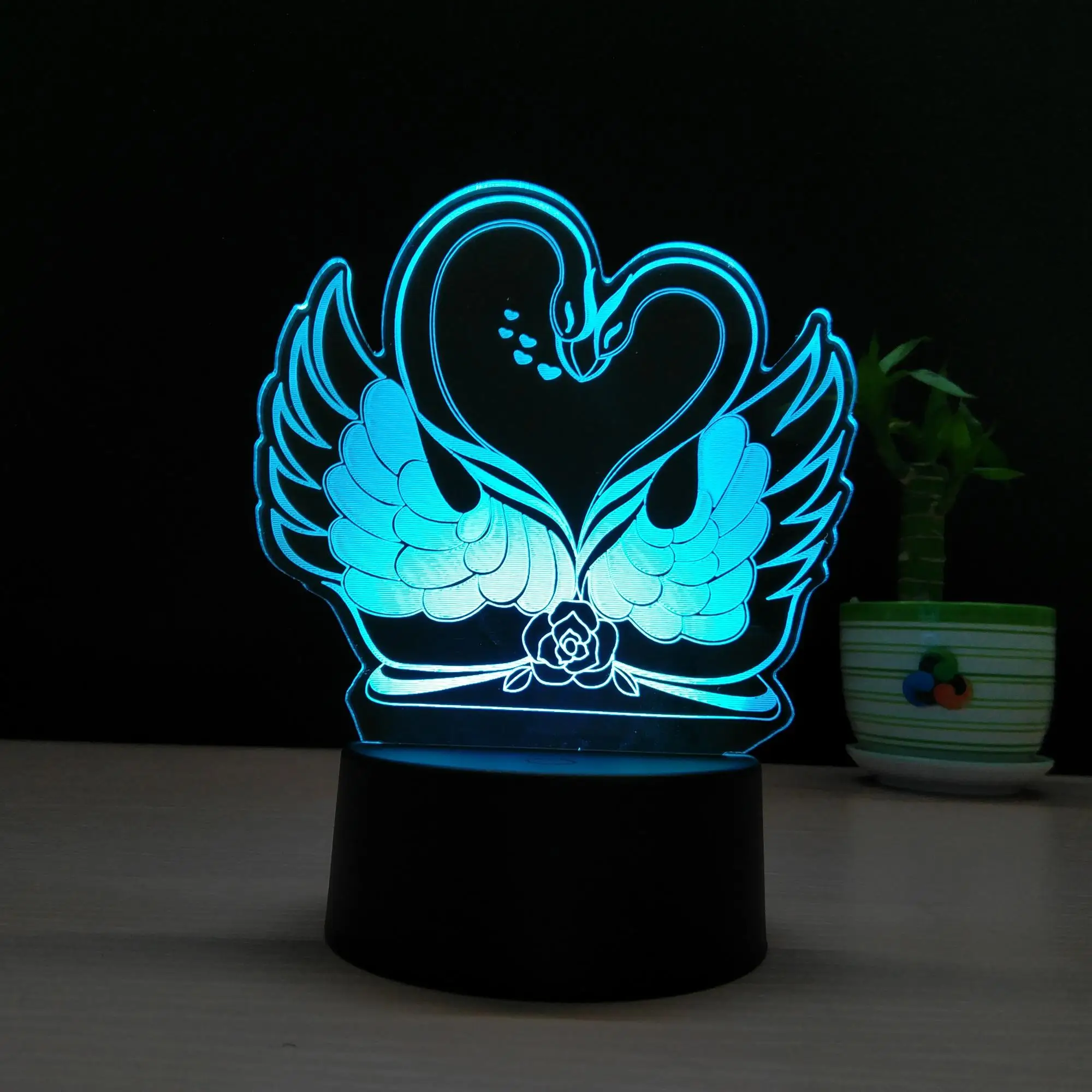 Swan 3D illusion Visual Night Light 7 Colors Change LED Desk Lamp Home Decor 