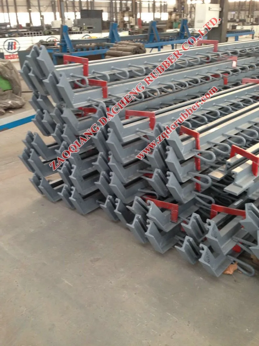 steel expansion joint.jpg