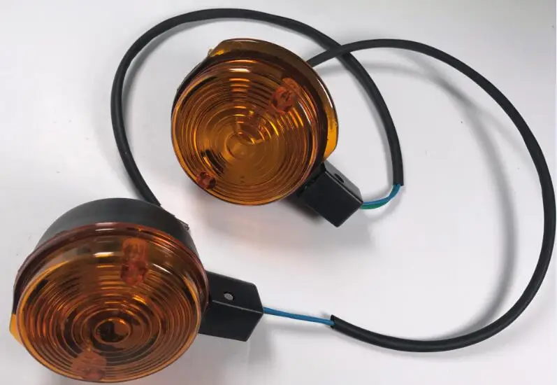 Round SIMSON MZ motorcycle turn signal with halogen bulb