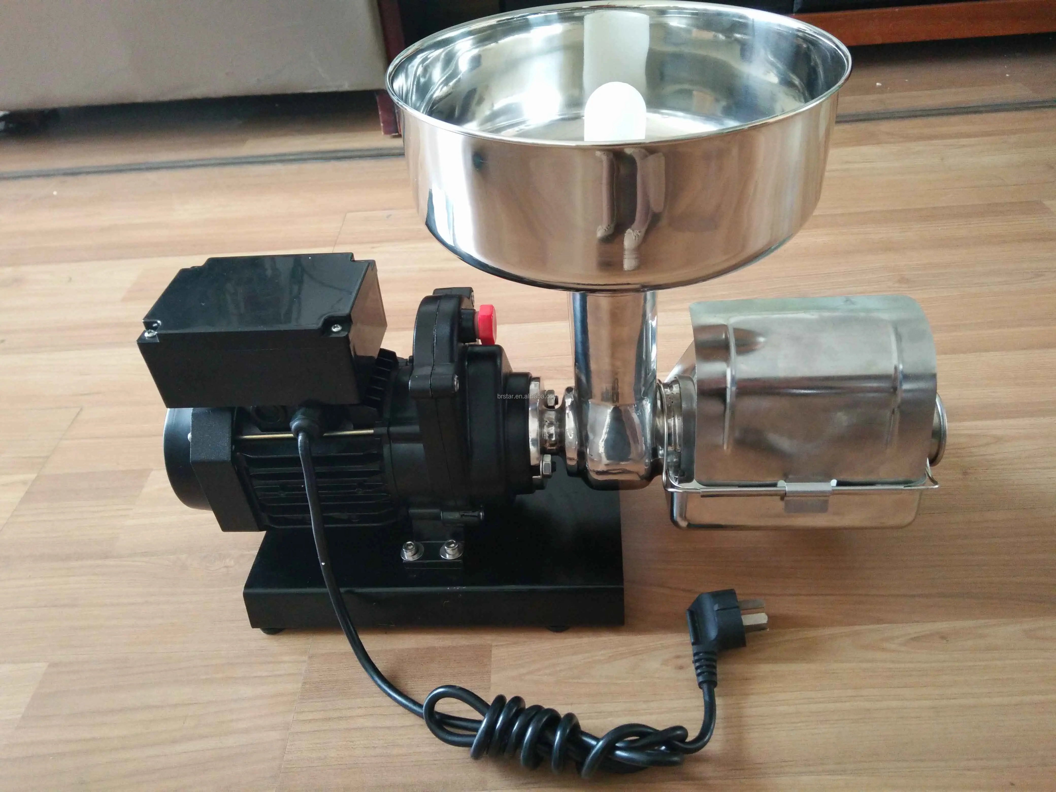 High Quality Stainless Steel Commercial Tomato Juicer Machine For Sale