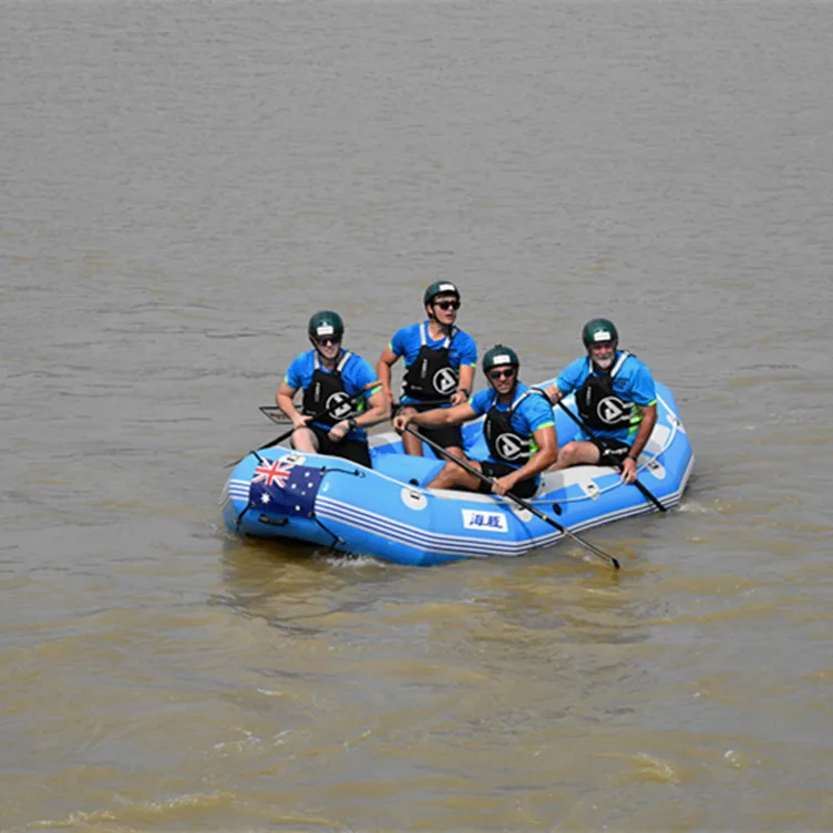 6 person raft