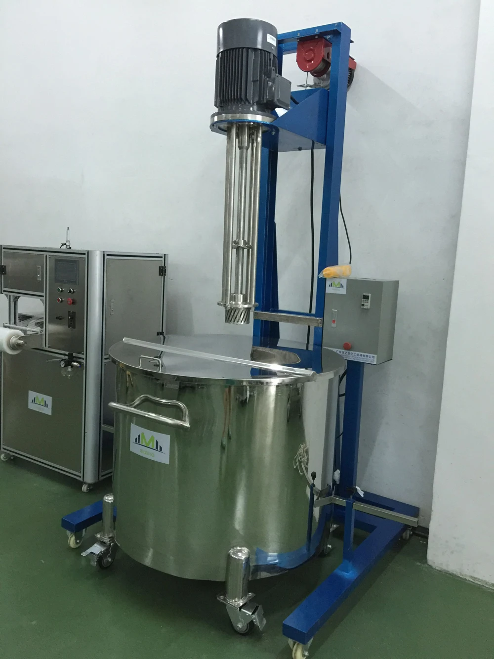 pneumatic lifting disperser homogenizer