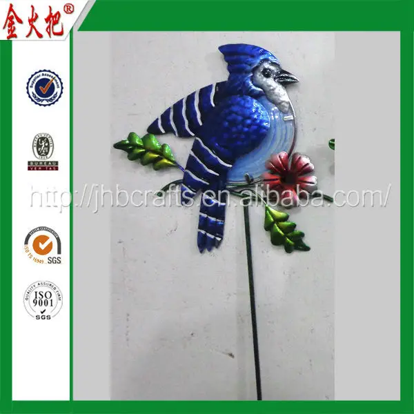 Direct Garden Newport Woodland Elf Fountains And Decor Wicker Heart With Wooden Stick For Garden Decor Factory Direct Supply