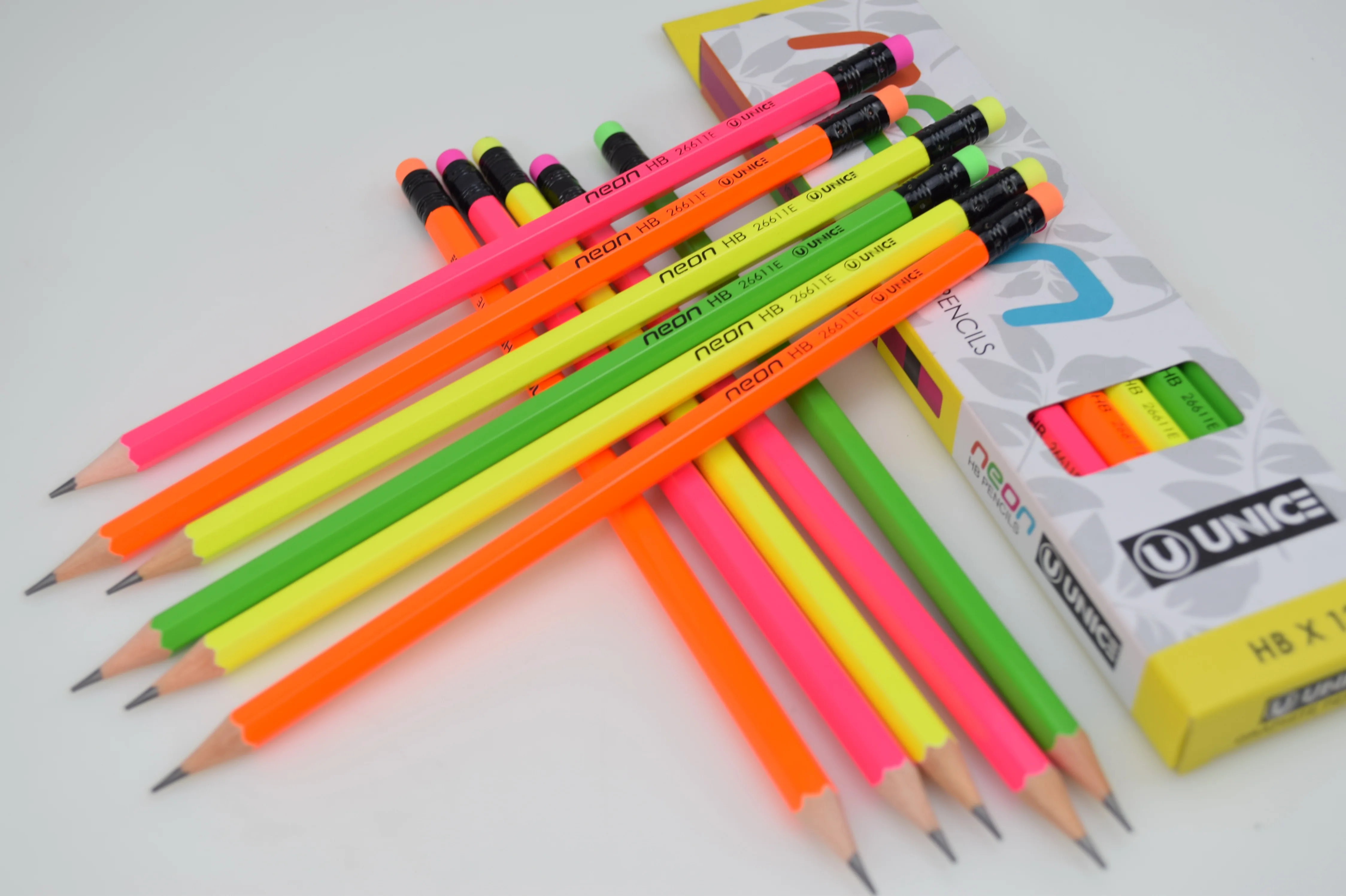 高品质木制六角 hb 铅笔与橡皮擦股票文具 fsc 认证