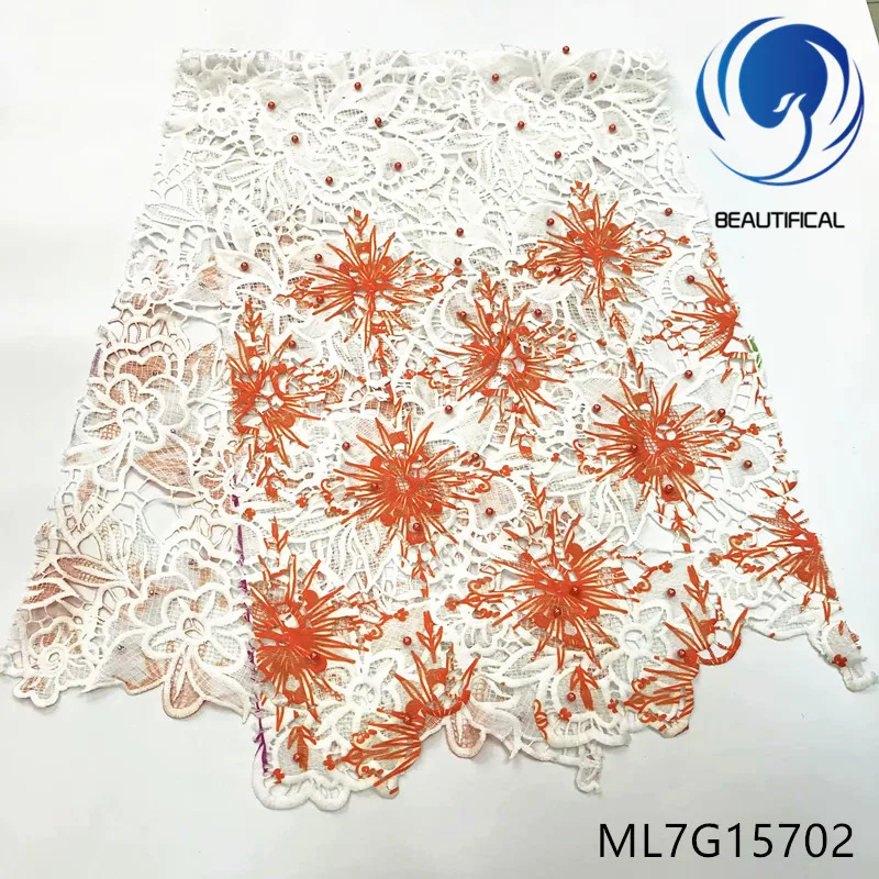 ML7G15702